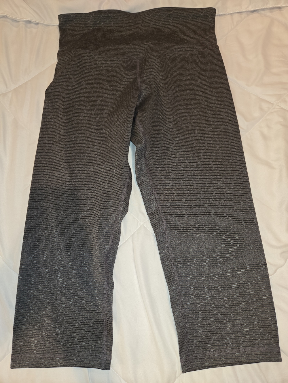 Champion Women's Heather Gray Capri Leggings
